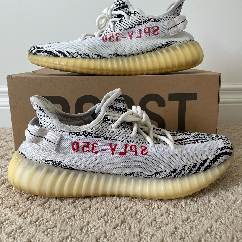 Yeezy 350 Zebra